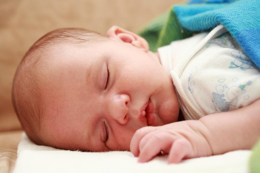 Tip om je baby te laten doorslapen