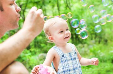 Spelen Met Je Baby Quality Time Voor Papa En De Baby 24baby Nl