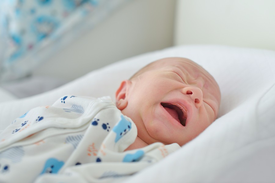 huilen het eerste communicatiemiddel van je baby 24baby nl