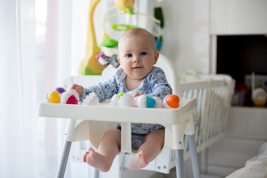 baby 23 weken oud kinderstoel