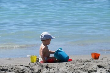 dreumes op het strand