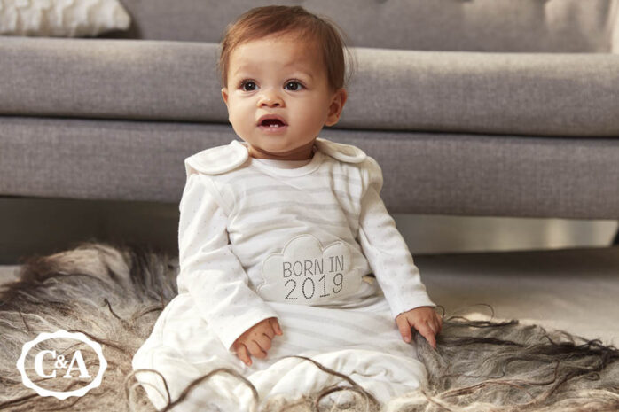 Baby van 11 maanden oud met babykleding van C&A