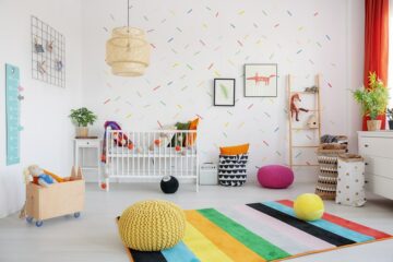 Babykamer inspiratie: een kleurrijke genderneutrale babykamer
