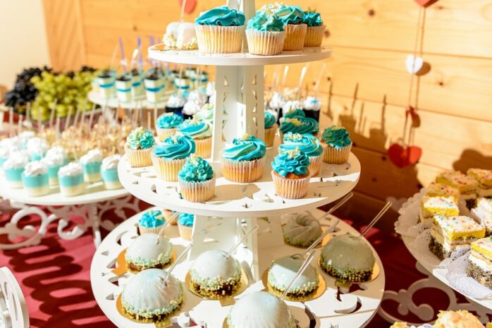 Blauwe cupcakes als babyshowerhapje