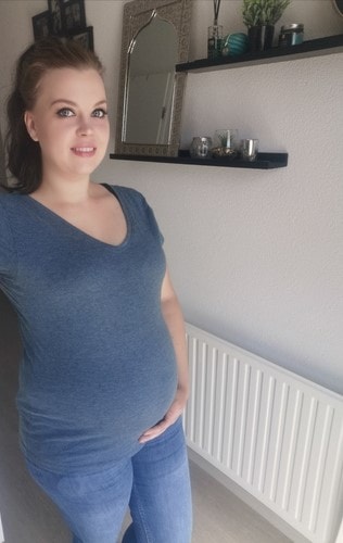 30 weken zwangere buik