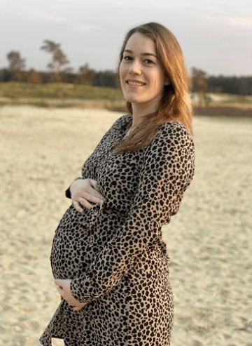 35 weken zwanger buik foto