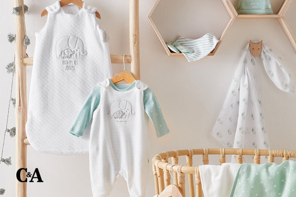 rompertjes en babykleding van C&A