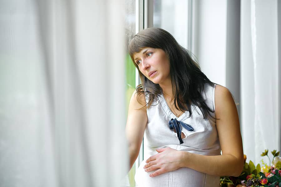 Zwangere vrouw heeft last van prenatale depressie