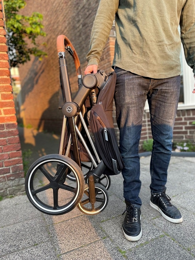 cybex priam ingeklapt