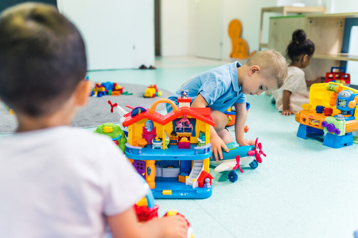 Spielzeug für 1-Jährige: Thematische Spielsets