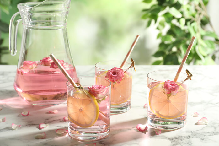 Leckerer Fruchtpunsch als Babyparty-Trinken.